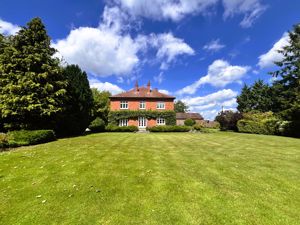 Photo 4- click for photo gallery